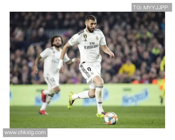 皇家贝蒂迎战皇马争夺西甲荣耀双方球员状态火热期待精彩对决